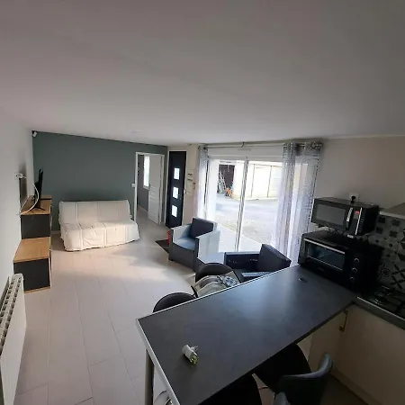 Joli Complet Lägenhet *