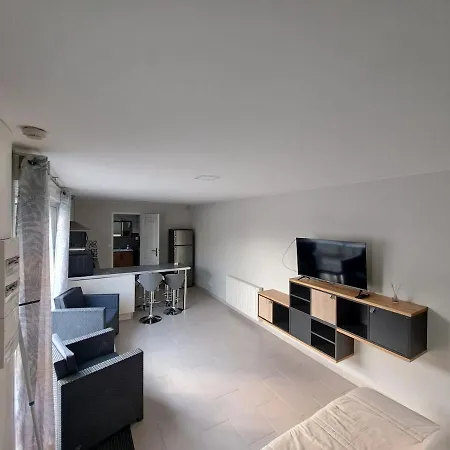 Joli Complet Lägenhet *